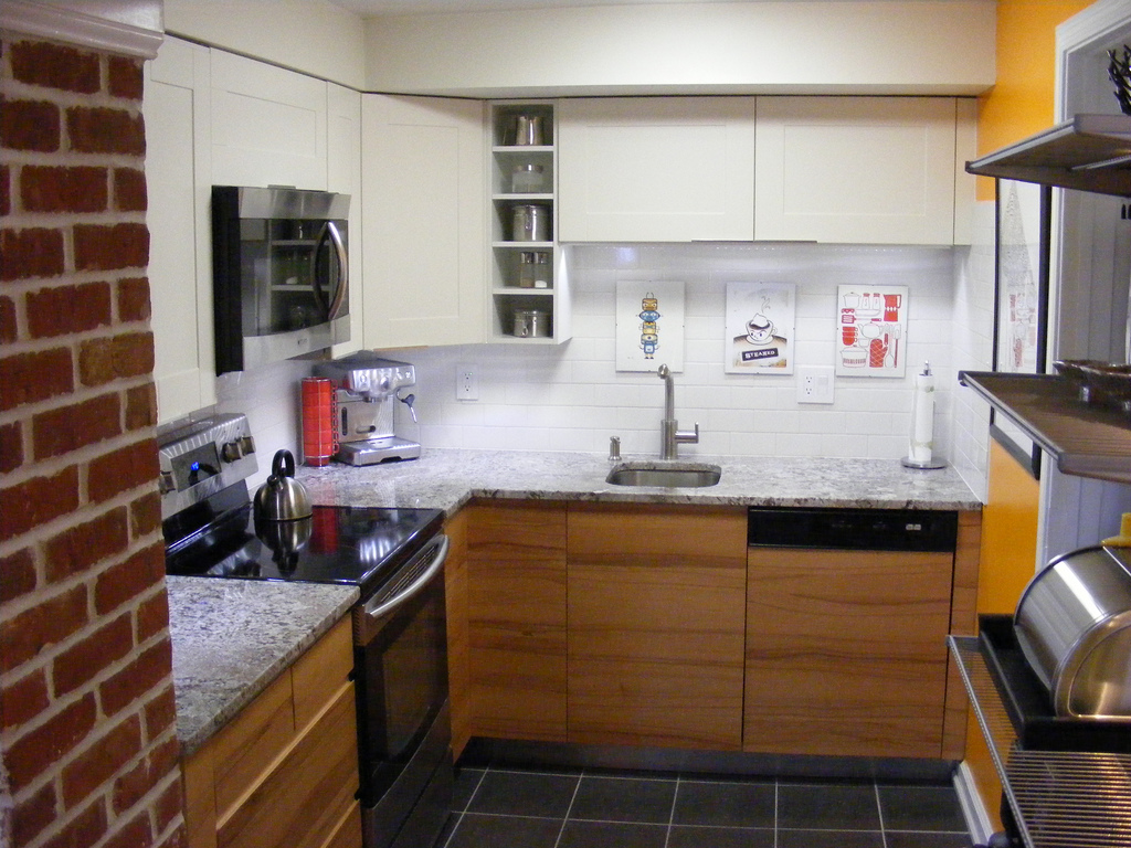 9 Space Saving Hacks for Small Kitchens | Easyfundraising Blog
