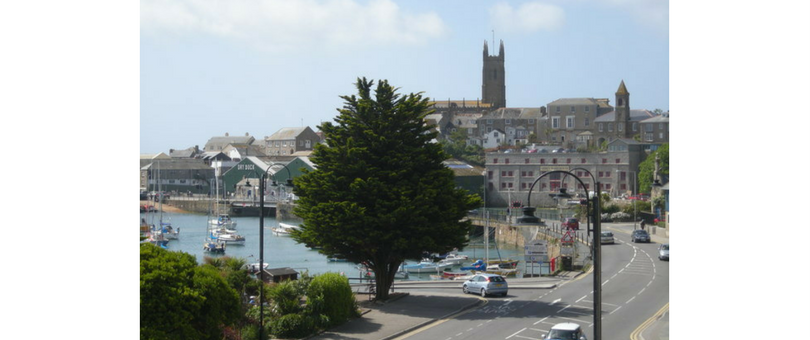 book holidays in Cornwall